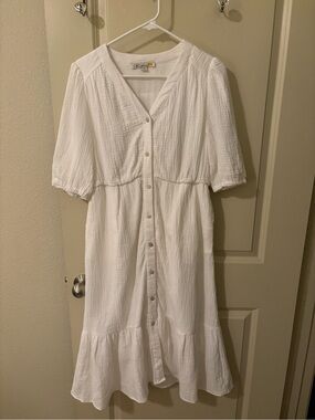 White Button-Front Midi Dress 100% Cotton Size Medium - coastal, spring, summer
